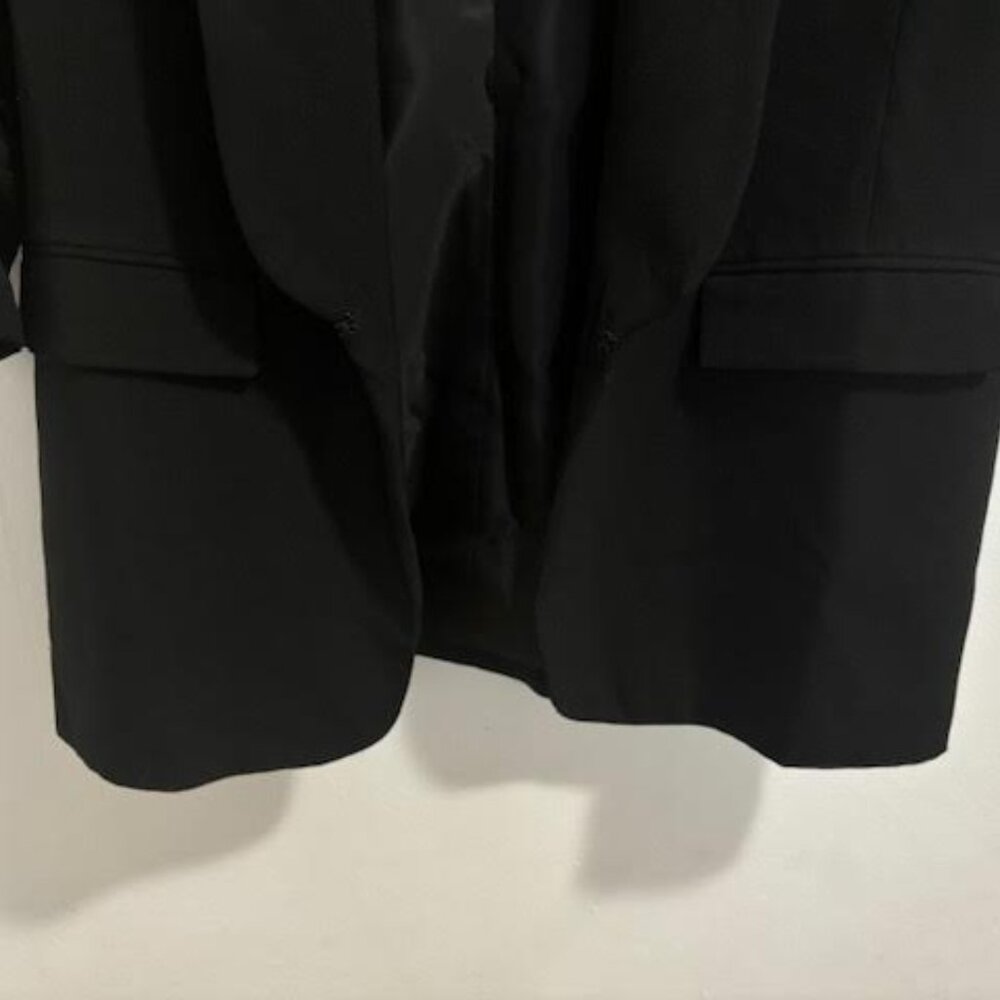 Business- Women's Blazer - Picture 5 of 5